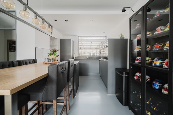 Medium property photo - Snoekenveen 862, 3205 CZ Spijkenisse